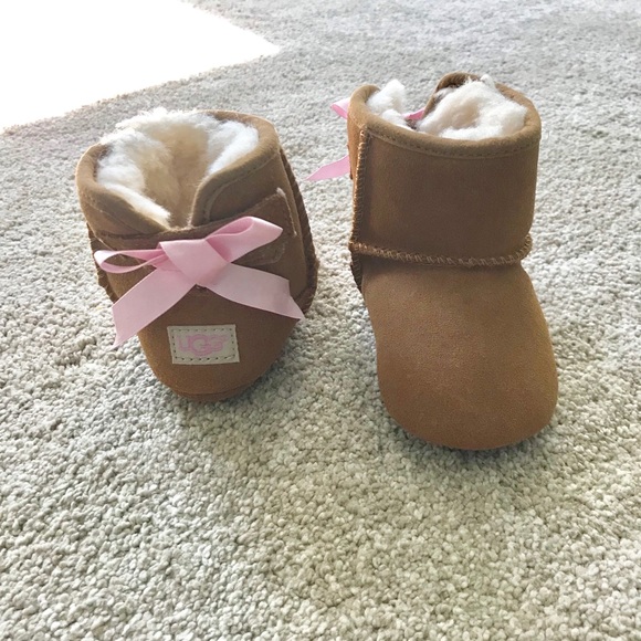 baby ugg boots size 3